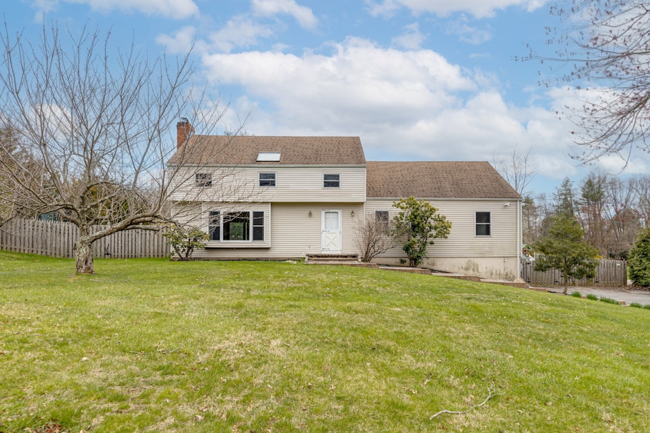 1380 Tullo Rd, Martinsville, NJ 08836, Presented by Susan Devaney, The